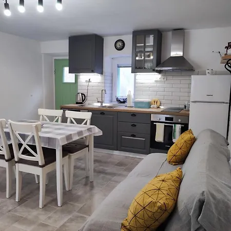 Apartman Mikela *