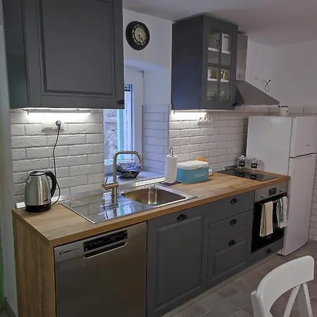 Lägenhet Apartman Mikela