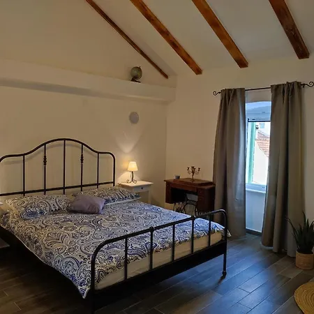 Apartman Mikela