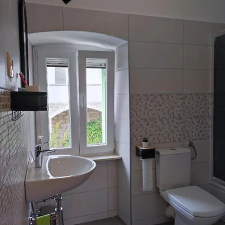 Apartman Mikela Lägenhet Veli Iž