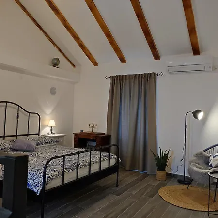 Lägenhet Apartman Mikela *