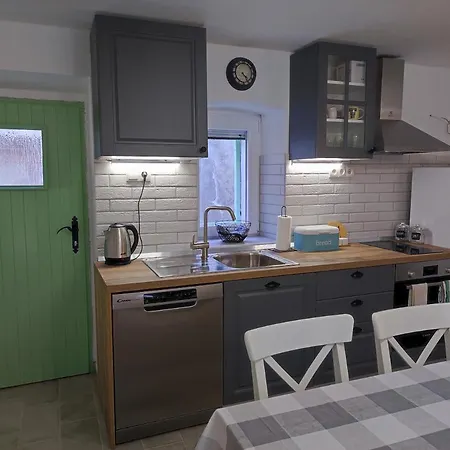 Apartman Mikela Apartment Veli Iž